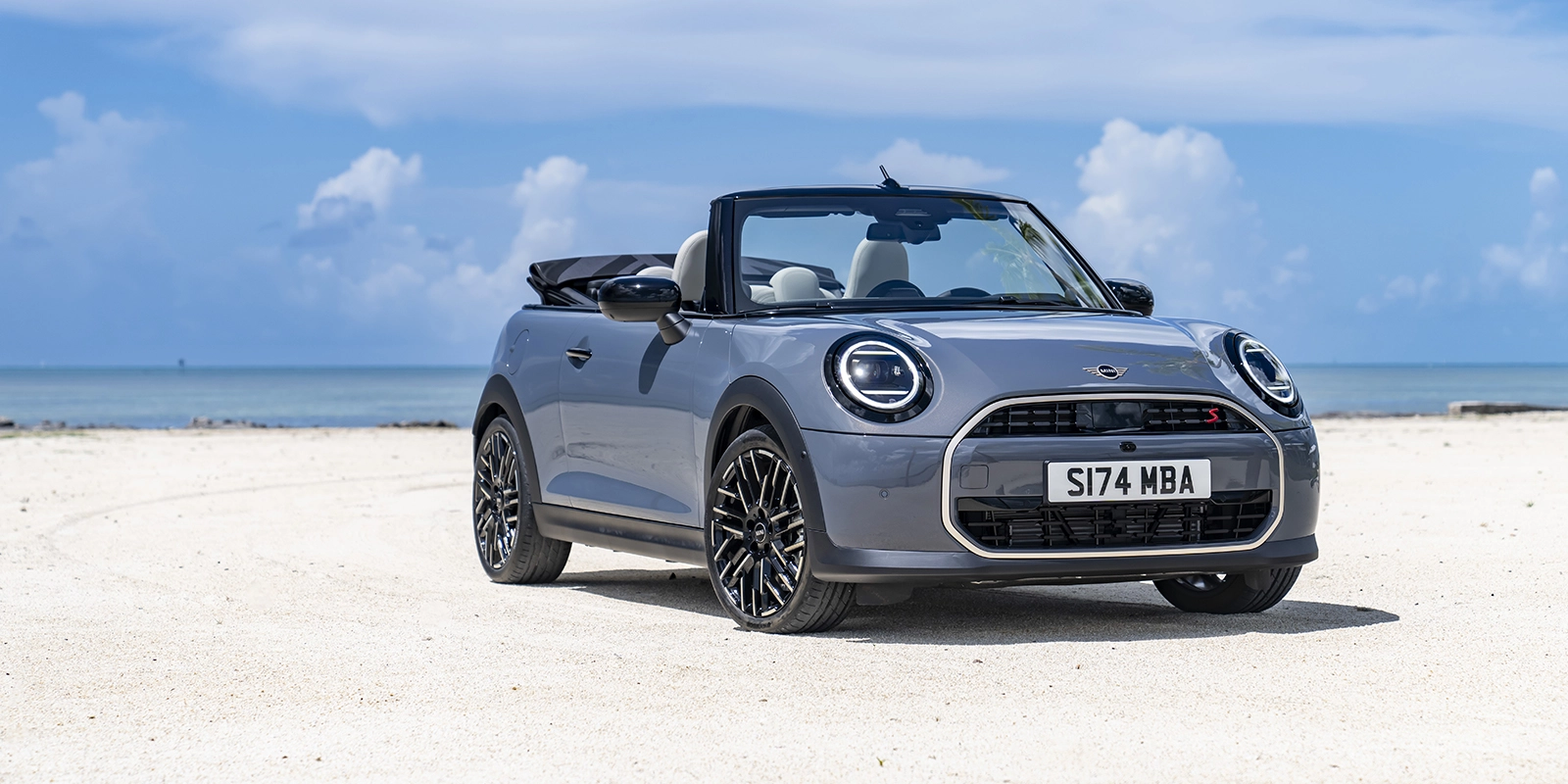 MINI Cooper Cabrio