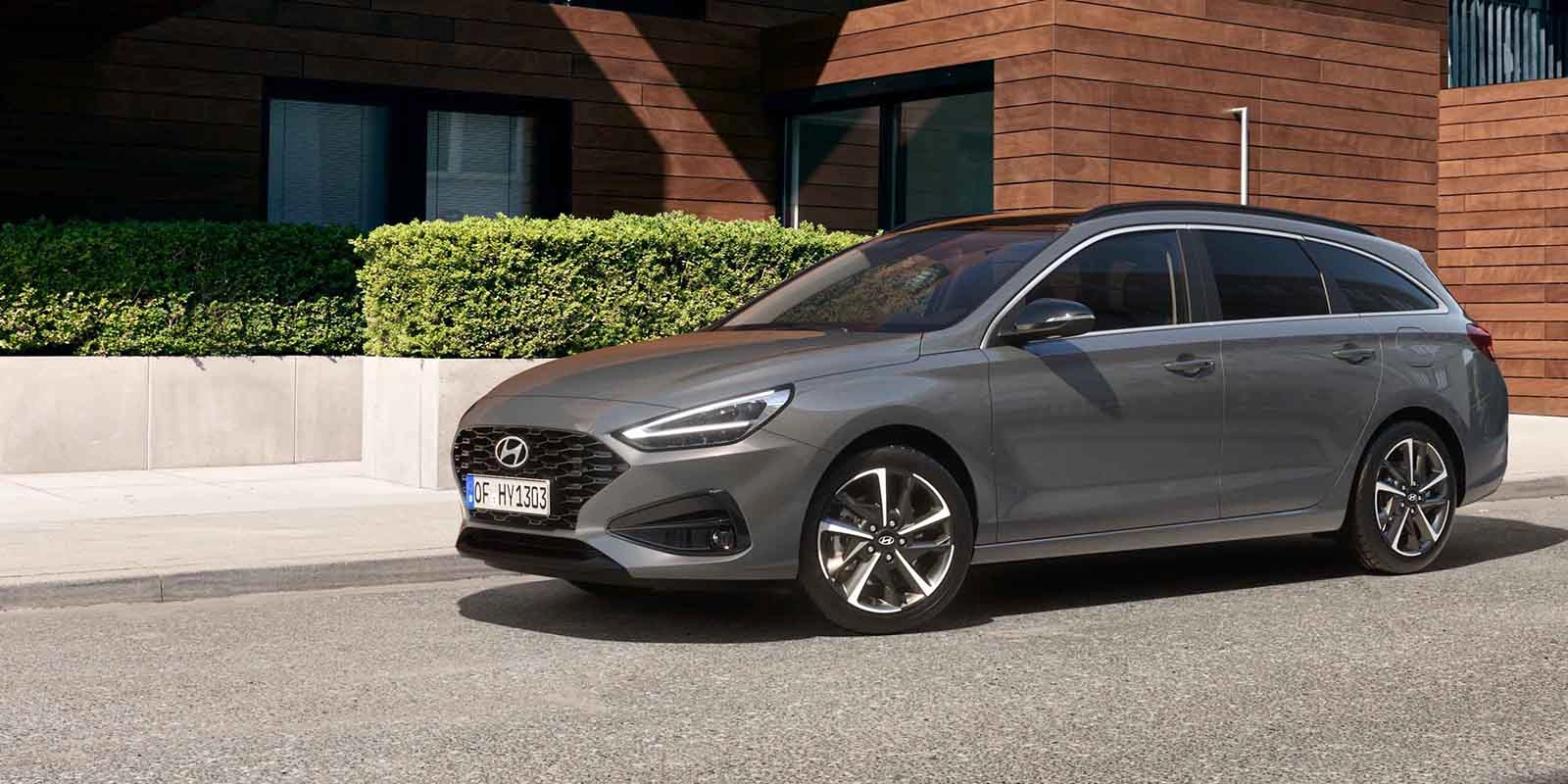 i30