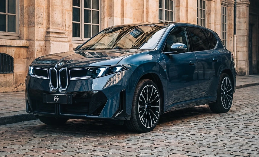 BMW iX3 eletta World Car of the Year 2026: un doppio riconoscimento per la nuova era elettrica BMW