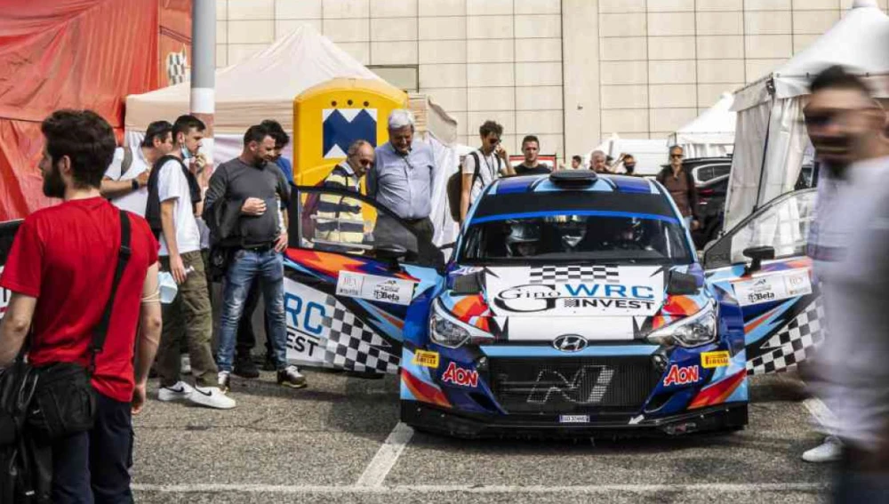 Gino Motorsport For Ucraine al Automotoretrò