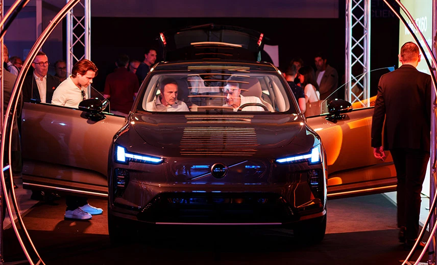 Reveal Volvo EX60: una serata tra innovazione, design ed emozione 