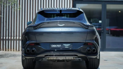 Aston martin DBX 707