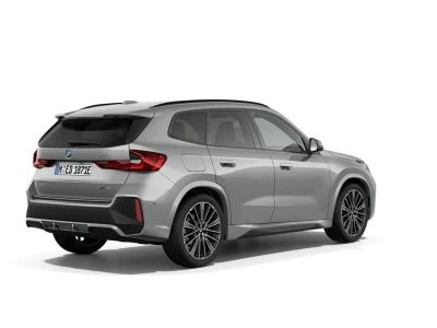 BMW i IX1