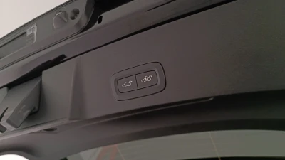 Volvo EX40