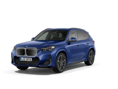BMW i IX1