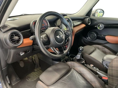 MINI 5 PORTE