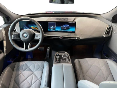 BMW i IX