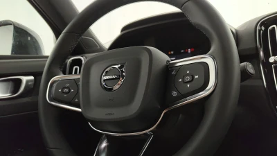 Volvo EX40