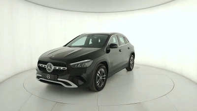 Mercedes-Benz GLA 180 d Advanced auto