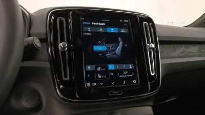 Volvo EX40