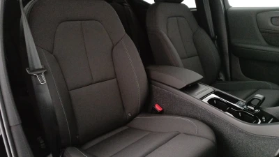 Volvo EX40