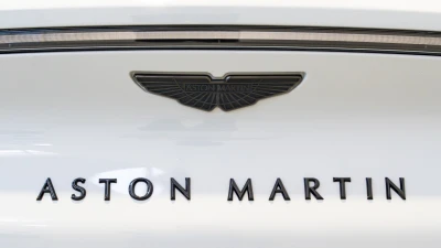 Aston martin DBX 707