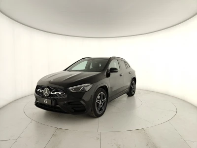 Mercedes-Benz GLA 200 d Automatic 4MATIC