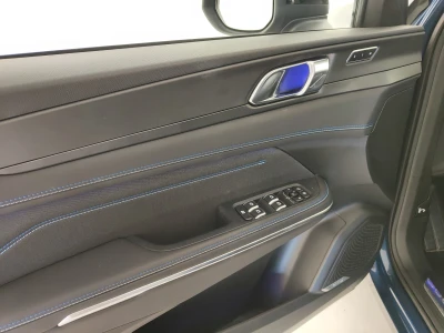 Lynk&co 01