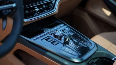 Aston martin DBX 707