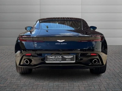 Aston martin DB11