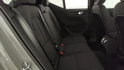 Volvo EX40