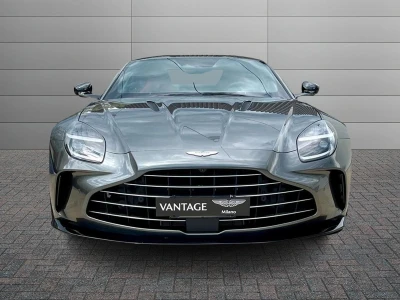 Aston martin VANTAGE