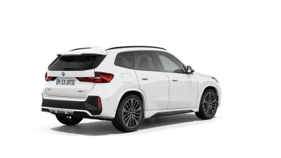 BMW i IX1