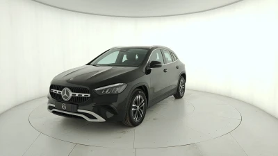 Mercedes-Benz GLA 180 d Advanced auto