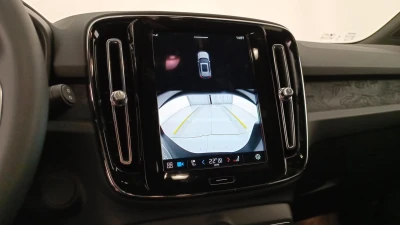 Volvo EX40
