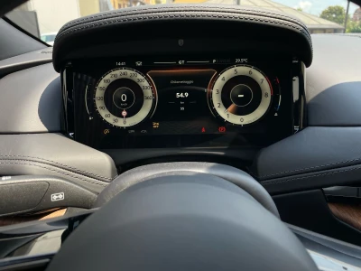 Aston martin DB12