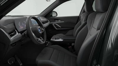 BMW i IX1