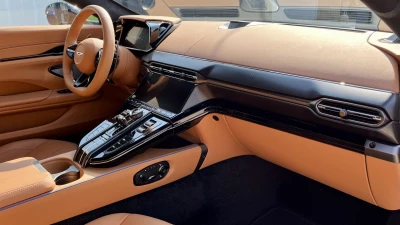 Aston martin VANTAGE