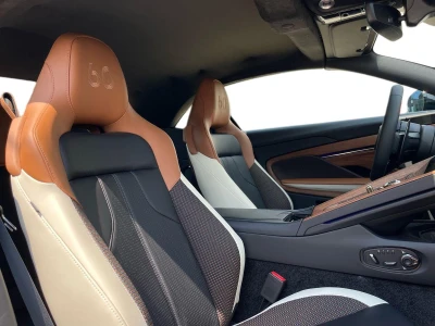 Aston martin DB12