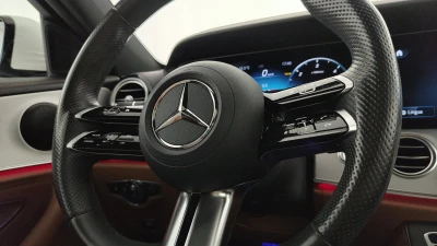 Mercedes-Benz CLASSE E