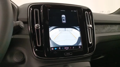 Volvo EX40