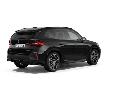 BMW i IX1