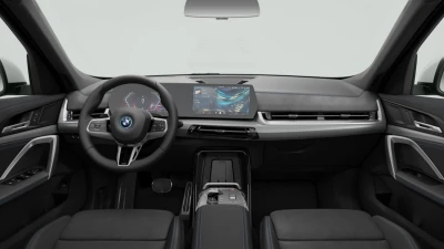 BMW i IX1