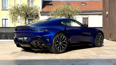 Aston martin VANTAGE