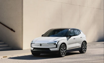 Volvo EX30: la premium elettrica che conquista anche i neopatentati 
