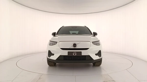 Volvo EX40