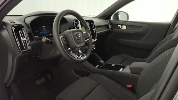 Volvo EX40