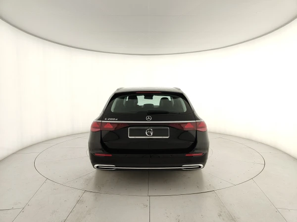 Mercedes-Benz CLASSE E