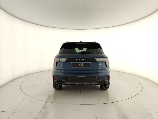 Lynk&co 01