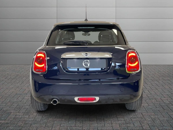 MINI 5 PORTE