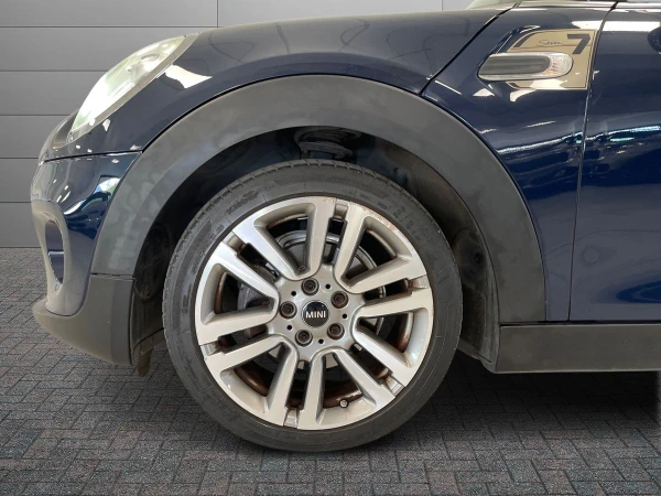 MINI 5 PORTE