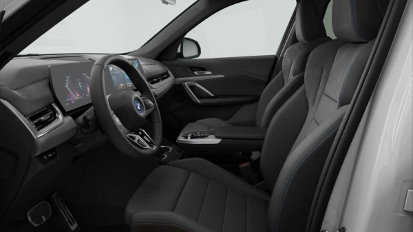 BMW i IX1