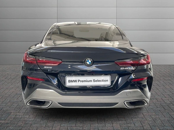 BMW SERIE 8