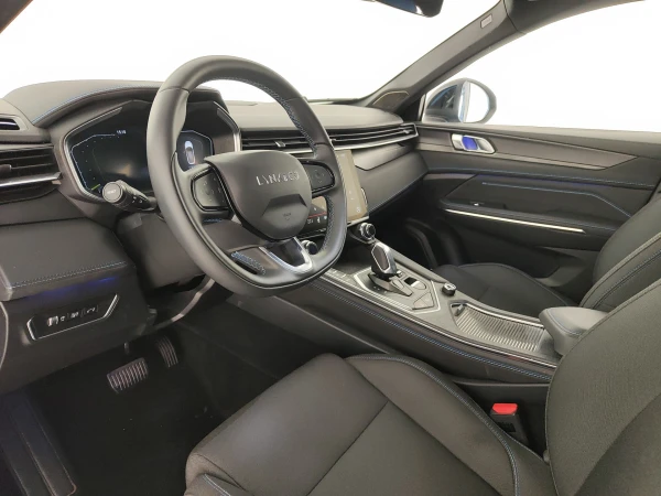 Lynk&co 01