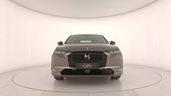 DS 4