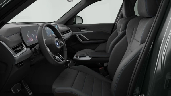 BMW i IX1